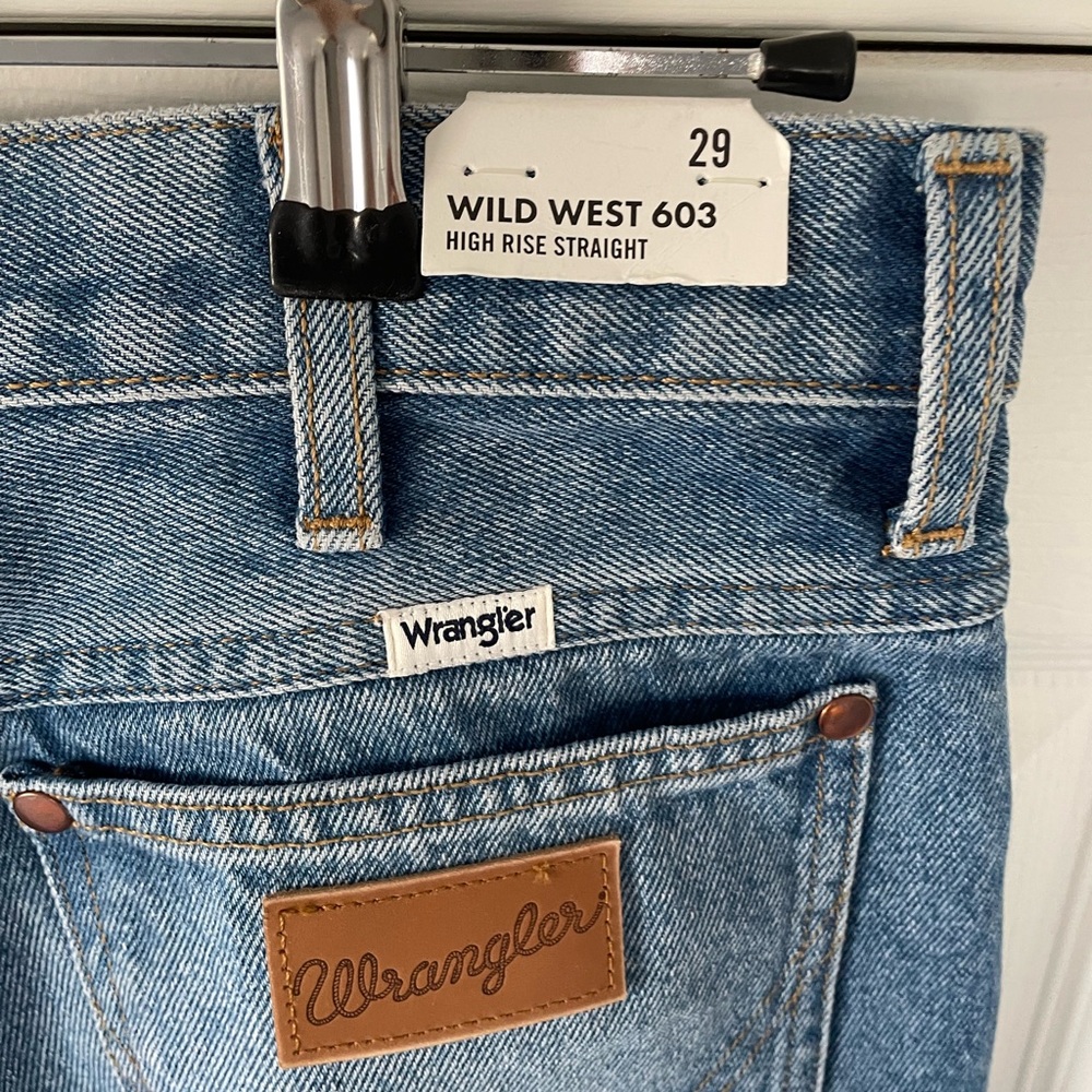 NWT Wrangler Wild West 603 Jeans